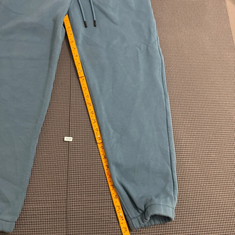 Jordan essentials men